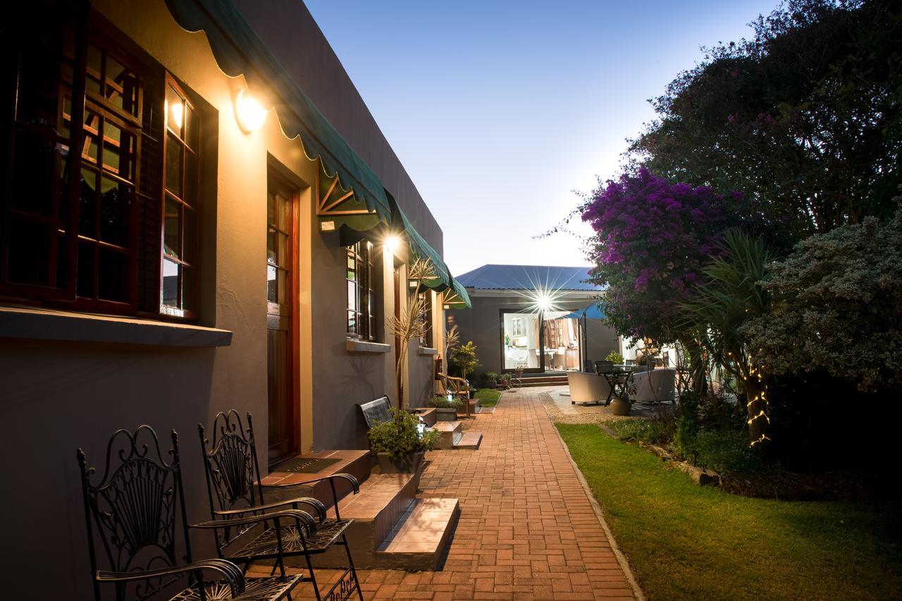 17 On 5Th Avenue Walmer Guesthouse Port Elizabeth Exterior photo